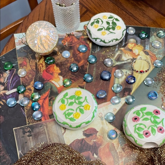 Vintage Other - Vintage Mixed LOT Mesh Scarf Glass Pebbles Medieval Paper Art Iridescent Globe